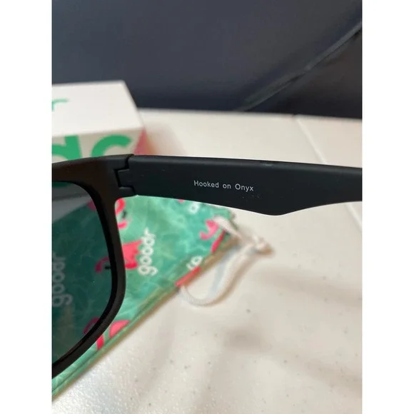 goodr A Unicorn's Calamity Polarized Sunglasses, Medium Sized (OG) - Picture 4 of 5